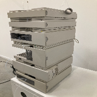 Agilent HPLC 1100 series with G1322 / 11 / 13 / 16 / 15 image 1